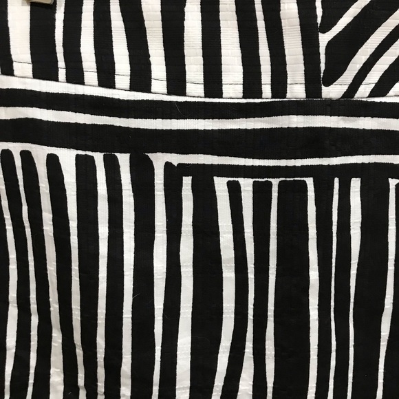 Ann Taylor Black white striped skirt - Picture 3 of 4